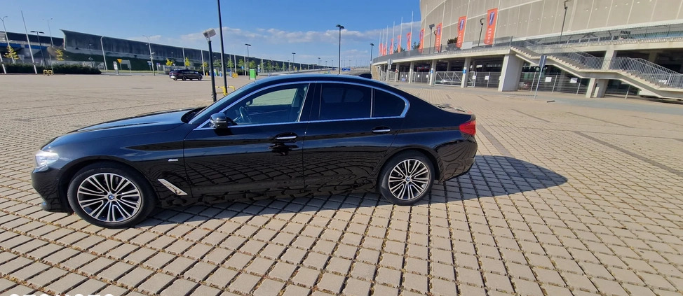 BMW Seria 5 cena 115900 przebieg: 67000, rok produkcji 2017 z Wrocław małe 56